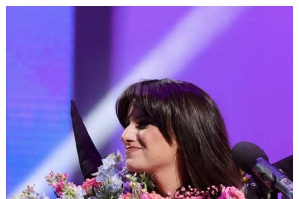 cum i a cunoscut alexandra capitanescu pe instrumentistii cu care va urca pe scena de la eurovision 2026 de la viena ma gandeam ca ar fi pacat sa nu stie sa cante bine 69ce317b5db5d