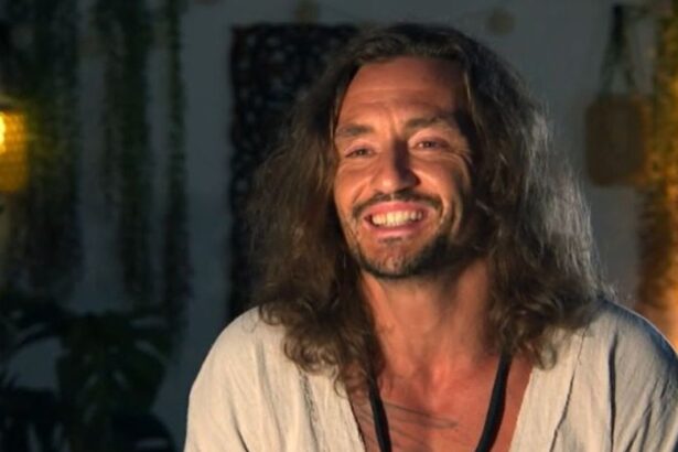 cum l a schimbat experienta desafio aventura pe doctorul cezar amititeloaie am vrut sa fiu diplomat 69cd3ecb8182b