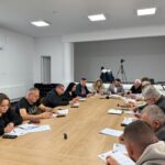 cum se vor imparti banii de la bugetul comunei lumina strazi trotuare utilaje trenulet electric 69e533225f970