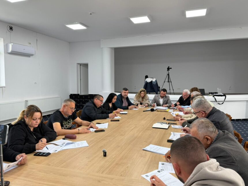 cum se vor imparti banii de la bugetul comunei lumina strazi trotuare utilaje trenulet electric 69e533225f970