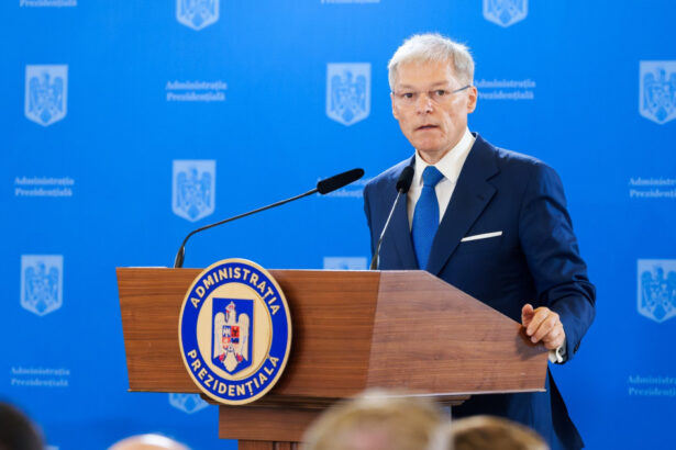 dacian ciolos a fost numit consilier prezidential de catre nicusor dan 69cff40aee955