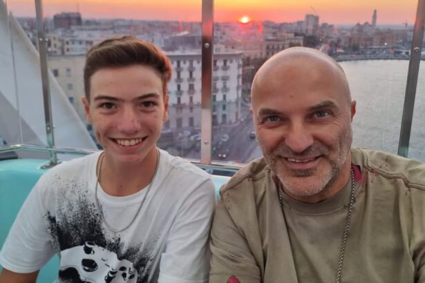 dan capatos mandru de fiul sau andrei performante remarcabile in tenis la doar 15 ani trebuie sa ai 100 000 de euro pe an 69d24c9148154