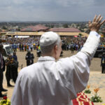 de ce l a infruntat leon pe donald culisele razboiului dintre papa si trump 69e24937bb104