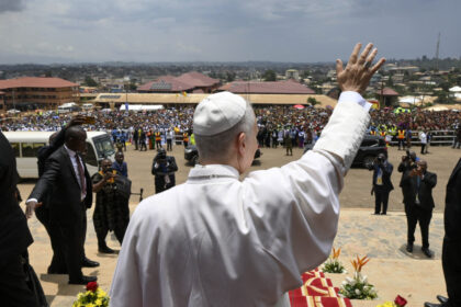 de ce l a infruntat leon pe donald culisele razboiului dintre papa si trump 69e24937bb104