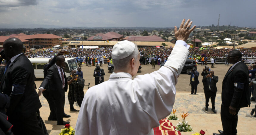 de ce l a infruntat leon pe donald culisele razboiului dintre papa si trump 69e24937bb104
