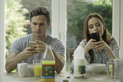 dependenta de telefon explicata de specialisti semnele si efectele asupra creierului un comportament dificil de controlat 69ec4c2fb7b97