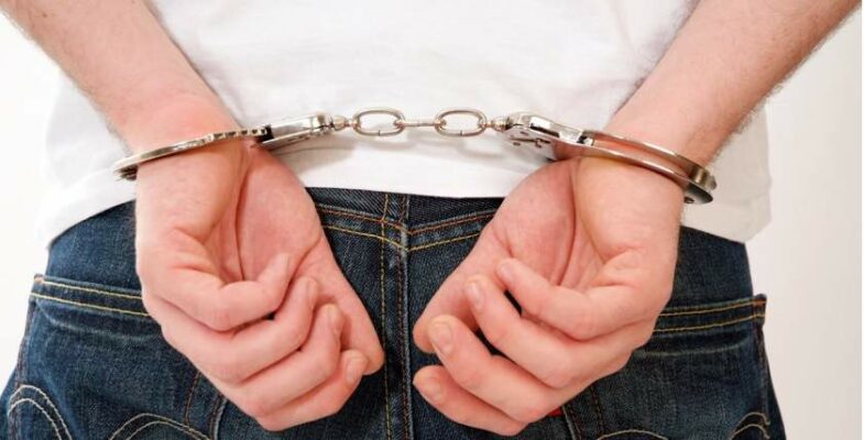 depistat baut la volan si cu permisul de conducere anulat un barbat a fost arestat la harsova 69f32248842a9