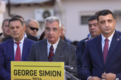 depune si aur motiune de cenzura motivul este eminamente economic suntem singura tara din ue in criza suntem si singura tara europeana in care inflatia explodeaza 69ec7c051b620