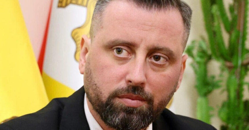 deputatul alexandrin moiseev ales pe listele sos nu votez motiunea impotriva celui mai competent premier de la revolutie pana acum 69f0da695f2d1