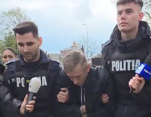 detalii din dosar profesorul din cernavoda si a ademenit eleva minora in garaj pentru a profita de ea 69ea130a233ae