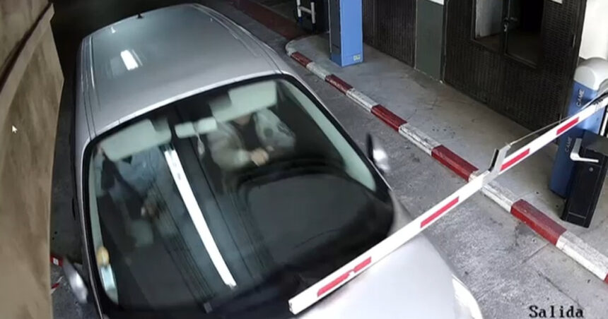 doi romani din spania si au furat propria masina dintr un depozit al politiei 69eefd521b3ee