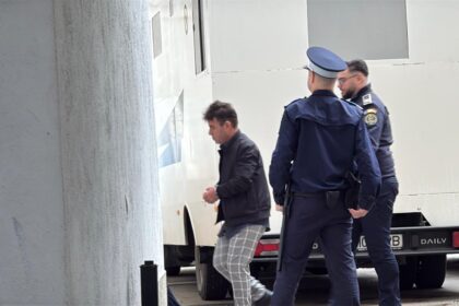 dosarul fabrica de mosteniri judecatorii decid azi daca incepe judecata pentru o parte din inculpati 69ef0b9bf4036