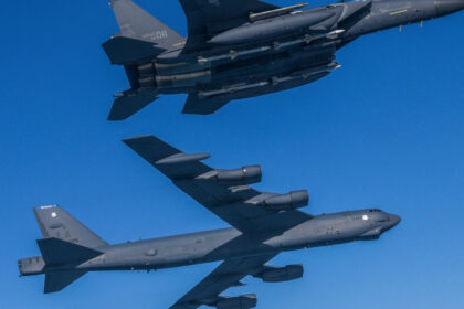 doua avioane de vanatoare s au ciocnit in zbor in coreea de sud din cauza pilotilor care faceau fotografii 69e8e0737f2d6