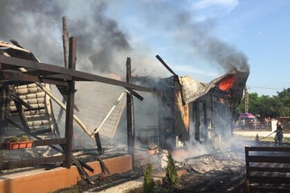 doua pensiuni au fost cuprinse de flacari in localitatea murighiol 69f35e0c03b96