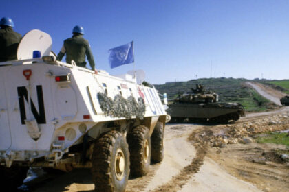 emmanuel macron anunta moartea unui al doilea militar francez anicet girardin din cauza ranilor in ambuscada hezbollah din liban 69e8eb0091c50