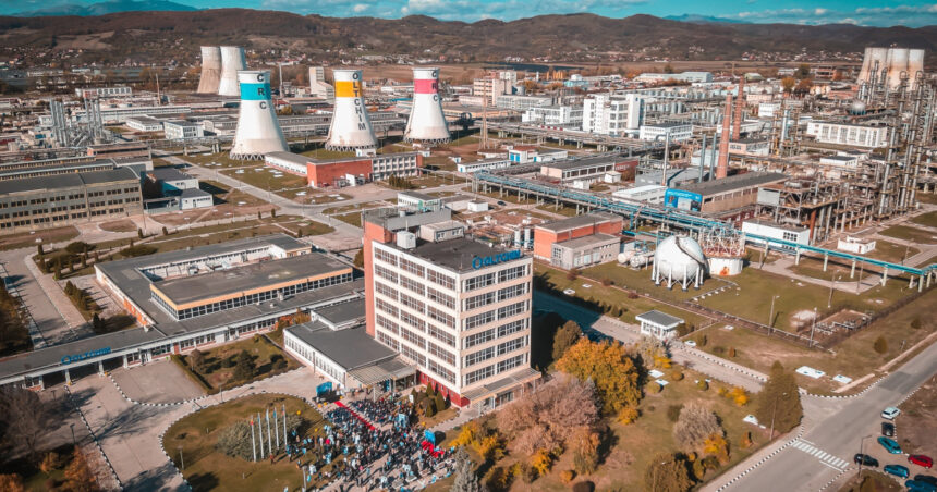 exclusiv disponibilizari la chimcomplex ce optiuni au avut angajatii si cum explica sindicatul masurile reactia ministerului muncii 69e08e87c331a