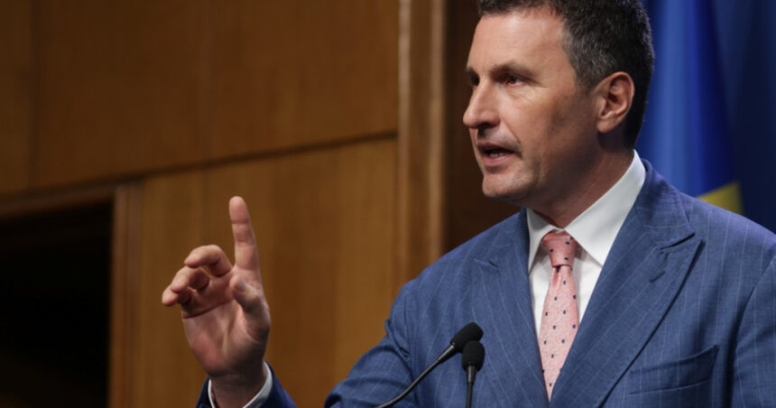 exclusiv tanczos barna o sa apara cu siguranta o motiune de cenzura si o sa fie primul test pentru opozitie este greu sa strangi voturile 69eb4dba01600