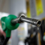 exclusiv traian basescu spune ca romania poate evita o penurie de carburanti ce il ingrijoreaza insa pe fostul presedinte 69cd488e1d87d