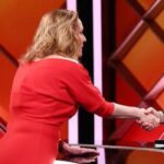 fosta vedeta de la pro tv a aparut la antena 1 nu as fi riscat asa in ce emisiune a mers elena lasconi 69ce2706970ec