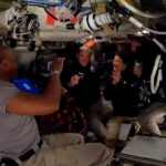 foto imagine spectaculoasa publicata de nasa din misiunea artemis ii cum arata luna cu ambele emisfere in acelasi cadru 69d3ec25a5710