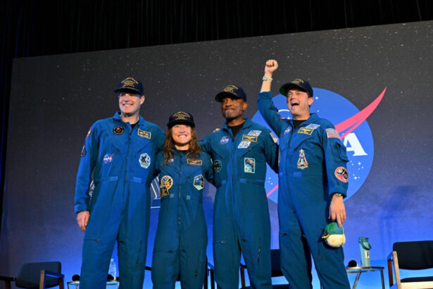 foto pamantul era ca o barca de salvare suspendata in univers primele declaratii ale echipajului artemis ii 69dbf0bc35646