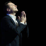 foto populistul printesa si povestea de dragoste demna de un presedinte francez cum isi vinde jordan bardella imaginea de prezidentiabil 69d9191e16cb7