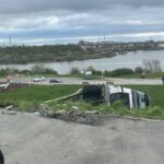 foto un camion cu oi s a rasturnat in zona penny din navodari 160 de animale au murit 69e71dcaba435