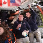 galerie foto astronautii misiunii artemis 2 au parcurs mai mult de jumatate din drumul spre luna 69d141946a533