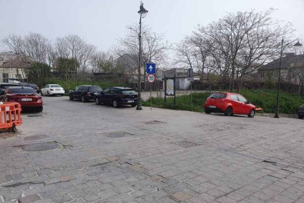 galerie foto casa ocupata ilegal in piata ovidiu o femeie ar fi fost agresata de persoanele care locuiesc acolo 69d4dc5d02801