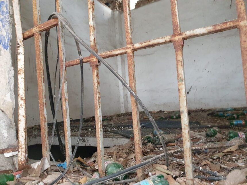 galerie foto cladire degradata din peninsula ajunsa pe mainile fostului consilier al lui mazare vizata de noi operatiuni imobiliare 69d765b534540