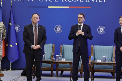 galerie foto intalnire strategice de tip b2b la guvern companii ucrainene au discutat cu industria de aparare din romania despre productia de drone 69cd4a11b1a03