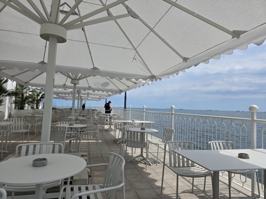 galerie fotovideo se deschide cafeneaua din incinta cazinoului constanta 69f1d6681662d