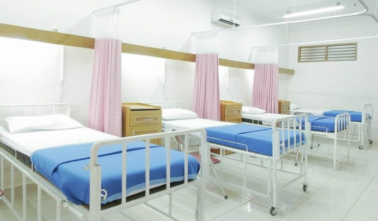 guvernul reduce cu 14 000 numarul paturilor de spital in urmatorii trei ani 69f2f2449871d