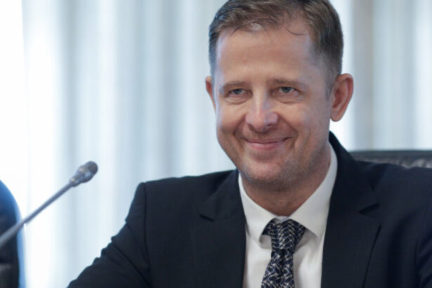 hubert thuma vrea reintoarcerea la masa negocierilor cu psd pnl merge pe o politica de izolare stenograme 69e74fed01bae