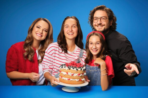 imagini emotionante cu fiica cea mica a lui florin dumitrescu mia a implinit 11 ani este o minune si stie asta e carismatica si neobosit de vorbareata 69e0ad84b5184