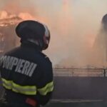 incendiu violent in localitatea rucareni judetul vrancea mai multe case au fost mistuite de flacari 69edff7259b99