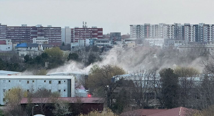 incendiu violent la un bloc din cartierul henri coanda a fost activat planul rosu de interventie 69de706e774f0