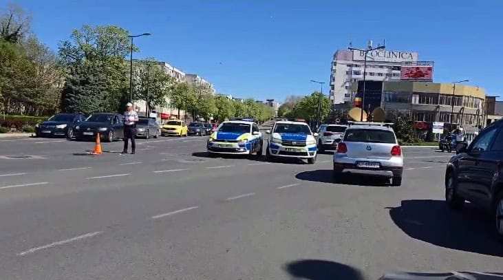 incident socant o femeie din constanta s a aruncat din ambulanta in zona dacia 69ee180ca2b66