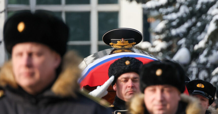 industria funerara din rusia in plina expansiune pe fondul pierderilor din ucraina sicriele gropile inmormantarile s au scumpit 69e6f7fdee09d