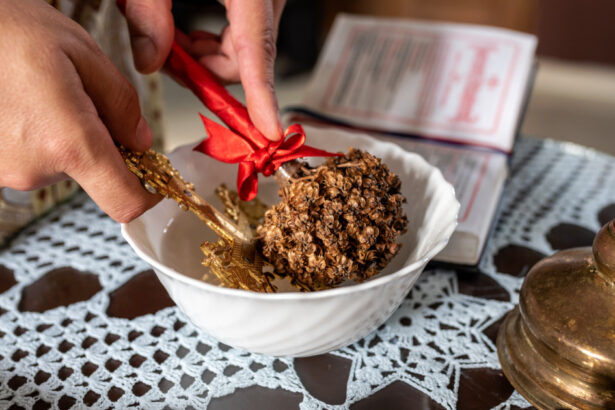 izvorul tamaduirii 2026 ziua cand se sfintesc apele ce trebuie sa faci cu agheasma mica potrivit preotului 69e1b902bbf71