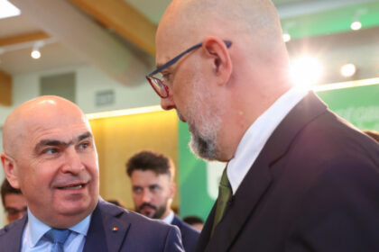 kelemen hunor vorbeste despre un guvern minoritar pnl usr udmr minoritati care este conditia pentru a functiona 69e8dd3b803a4