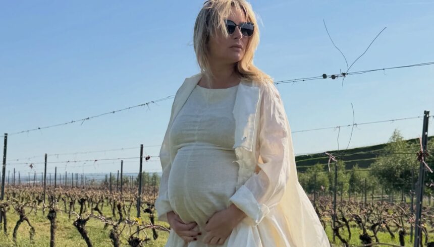 laura cosoi si a aniversat soacra imagini emotionante cu parintii sotului ei cei mai bogati bunici din univers 69edffb60920d