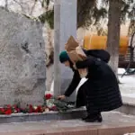 locuitorii unui oras din rusia s au trezit intr o dimineata ca le a disparut un monument patru tari europene au reactionat imediat 69eaec6ca7018