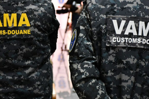 marfa contrafacuta de peste 3 milioane de lei descoperita intr un camion inmatriculat in romania transportul venea din turcia 69d78970a9cb9