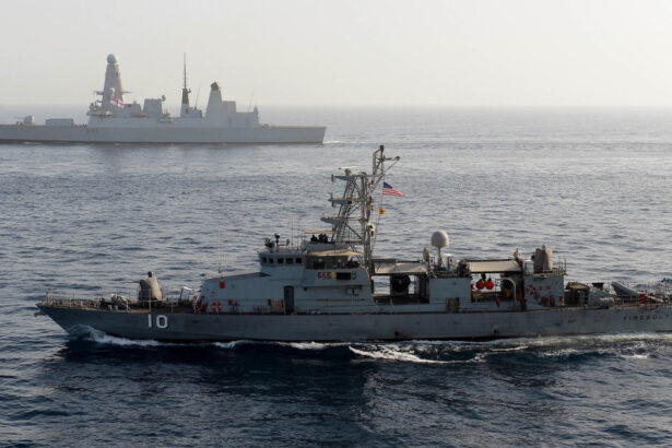 marina britanica ar putea solicita ajutorul frantei pentru a contracara flota fantoma a rusiei 69dbca2f58c5d
