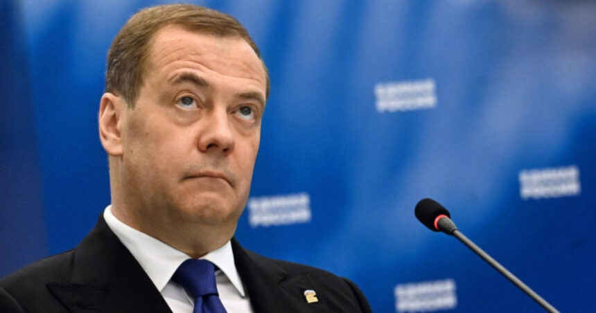 medvedev se teme ca amenintarile lui trump vor transforma ue intr o alianta militara in toata regula 69cfad91f228a