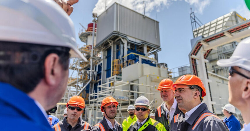 ministrul energiei rafinaria petromidia care acopera 27 din consumul de carburanti si a reluat activitatea la capacitate maxima 69d3ba74cdc86