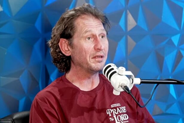 mircea solcanu are o tumora si risca sa moara in orice moment am si o semi pareza ce a patit cand a calatorit cu avionul la londra 69e89689148bc