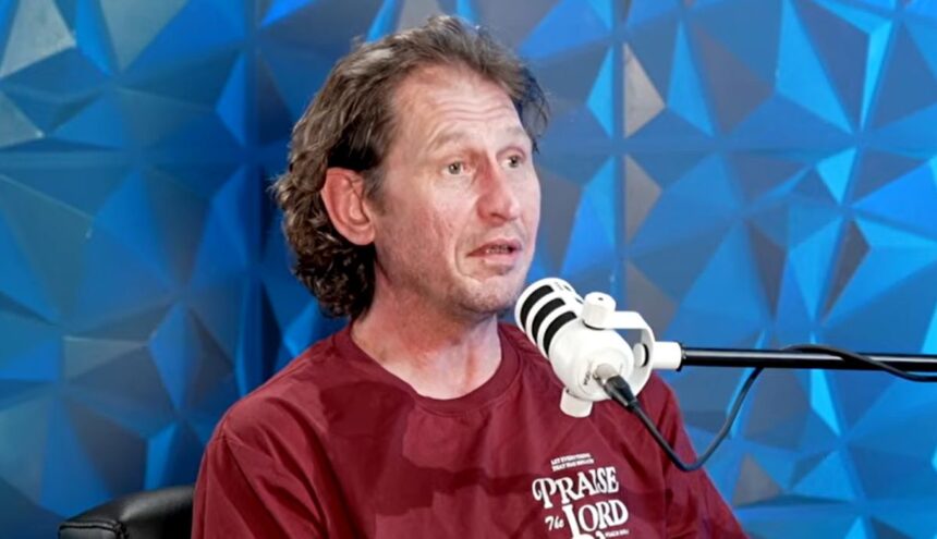 mircea solcanu are o tumora si risca sa moara in orice moment am si o semi pareza ce a patit cand a calatorit cu avionul la londra 69e89689148bc