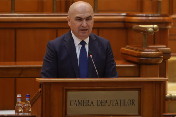motiunea de cenzura impotriva guvernului bolojan prezentata astazi in plenul reunit al parlamentului 69f1aaea0c610
